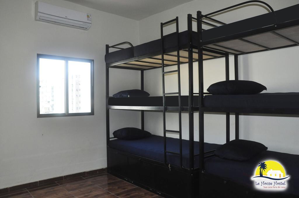 Albergue Le House *